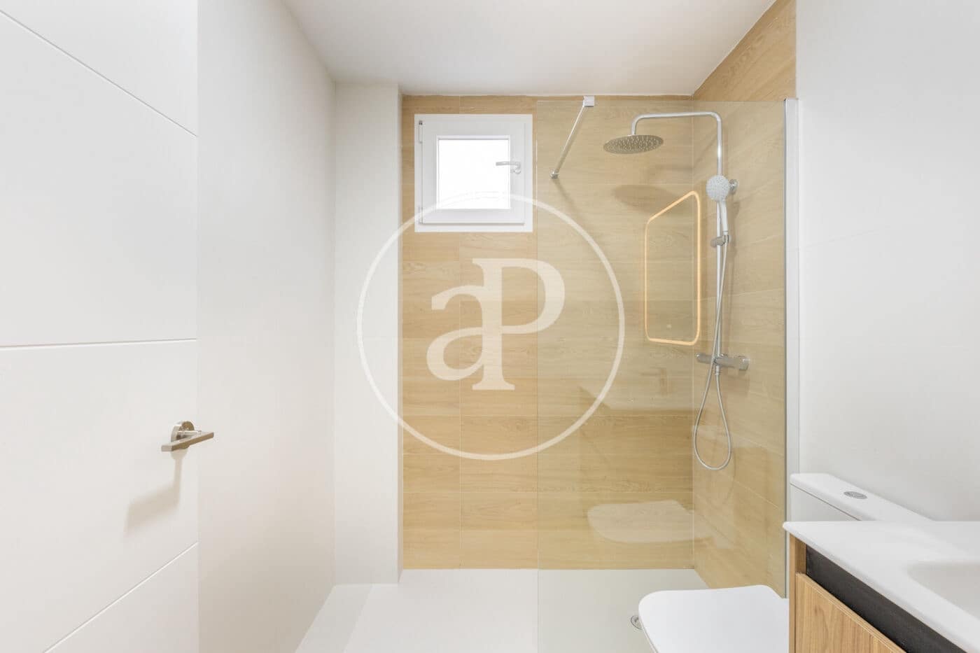 2 sovrum Lägenhet att hyra i Valencia stad - 900 € (Ref: 9355930)