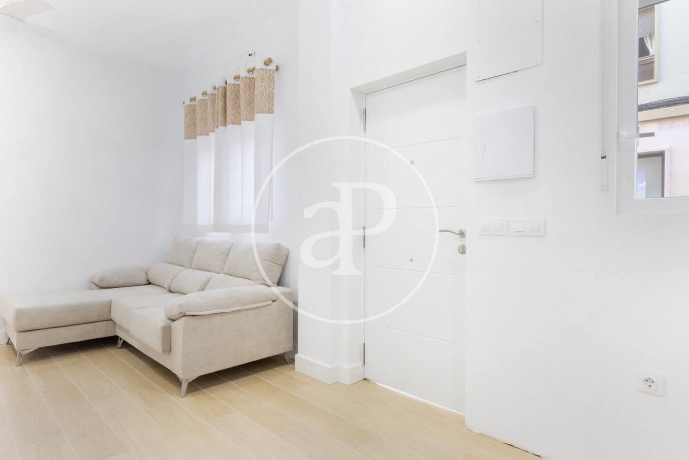 2 sovrum Lägenhet att hyra i Valencia stad - 900 € (Ref: 9355930)