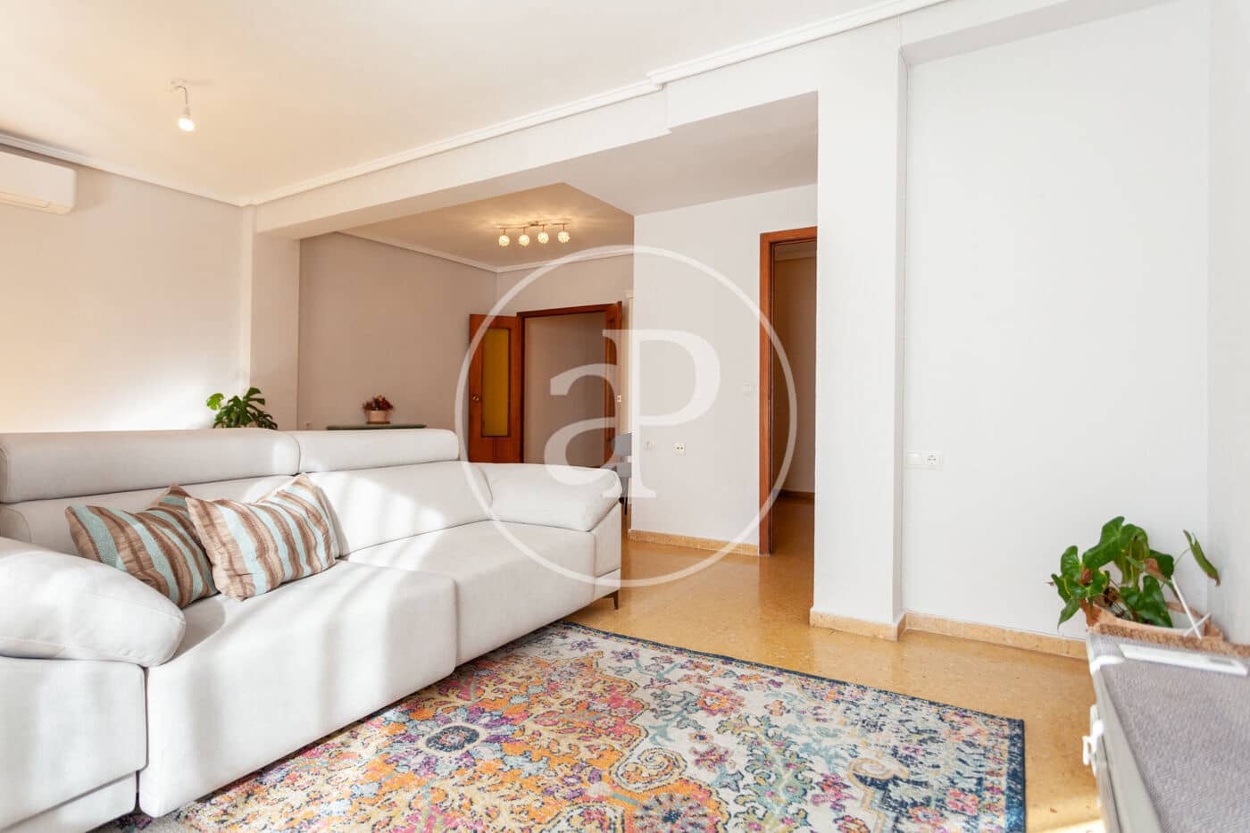 3 soveværelse Lejlighed til leje i Valencia by - € 1.950 (Ref: 9359672)