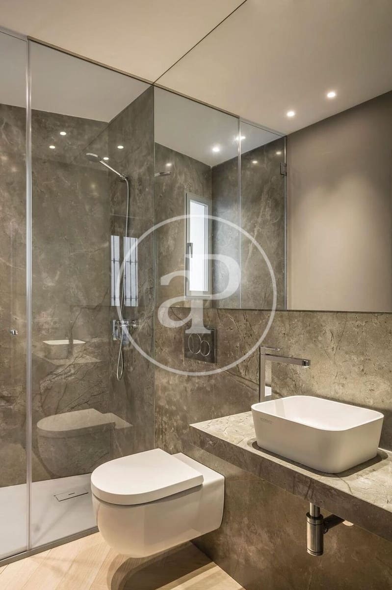 2 sypialnia Apartament do wynajęcia w Miasto Walencja - 1 950 € (Ref: 9359673)