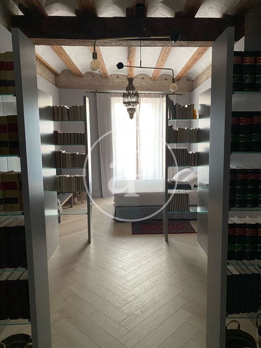 2 sypialnia Apartament do wynajęcia w Miasto Walencja - 1 950 € (Ref: 9359673)