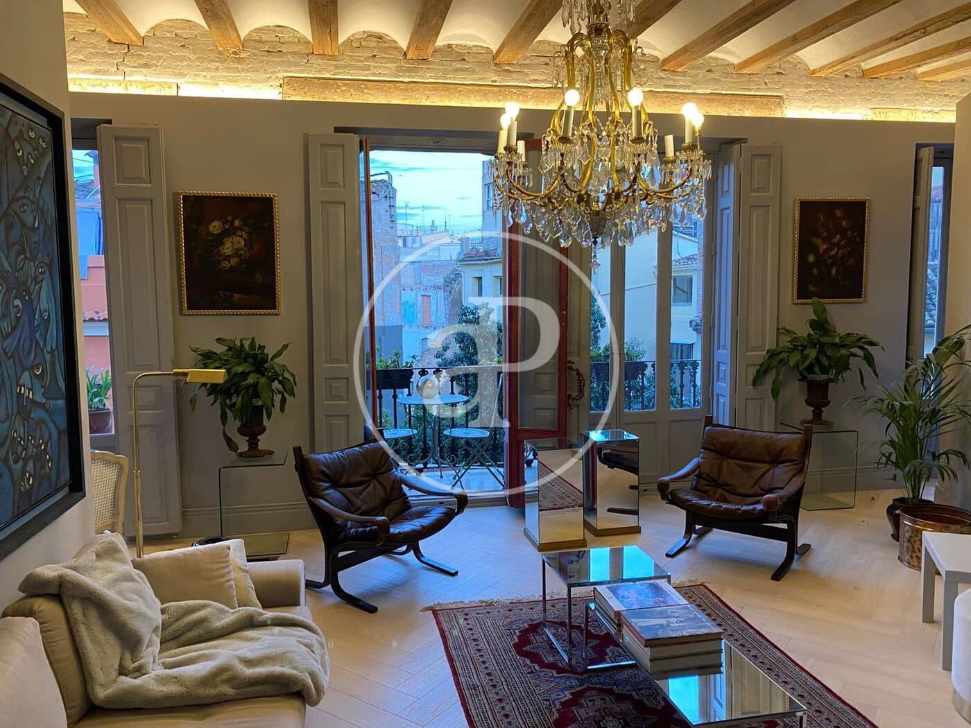 2 sypialnia Apartament do wynajęcia w Miasto Walencja - 1 950 € (Ref: 9359673)