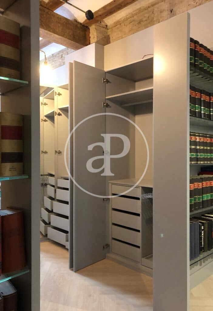 2 sypialnia Apartament do wynajęcia w Miasto Walencja - 1 950 € (Ref: 9359673)