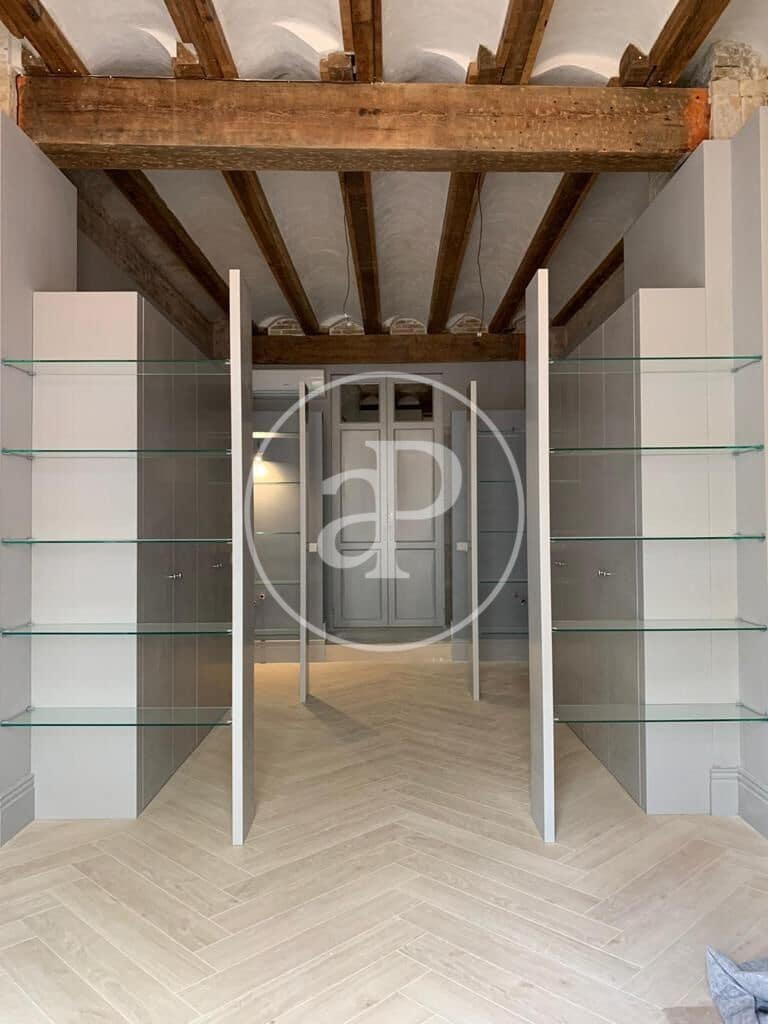 2 sypialnia Apartament do wynajęcia w Miasto Walencja - 1 950 € (Ref: 9359673)