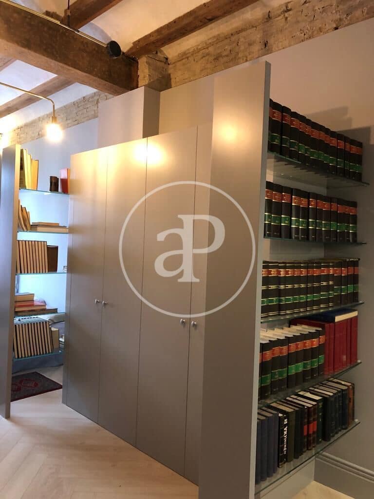 2 sypialnia Apartament do wynajęcia w Miasto Walencja - 1 950 € (Ref: 9359673)