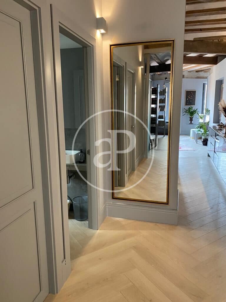 2 sypialnia Apartament do wynajęcia w Miasto Walencja - 1 950 € (Ref: 9359673)