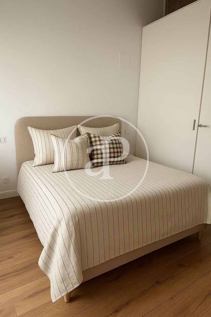 2 soverom Leilighet til leie i Valencia by - € 1 300 (Ref: 9359674)