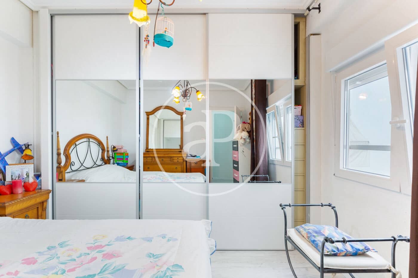 4 slaapkamer Appartement te koop in Valencia stad - € 335.000 (Ref: 9359676)