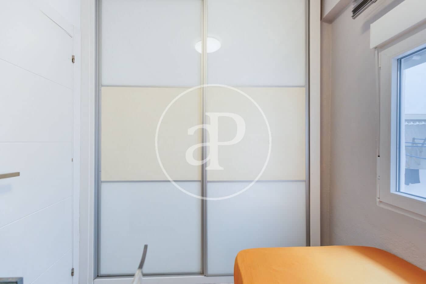 4 slaapkamer Appartement te koop in Valencia stad - € 335.000 (Ref: 9359676)