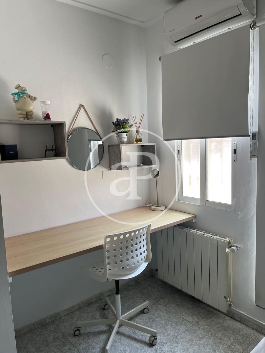 5 bedroom Villa for rent in Valencia city - € 3,500 (Ref: 9362682)