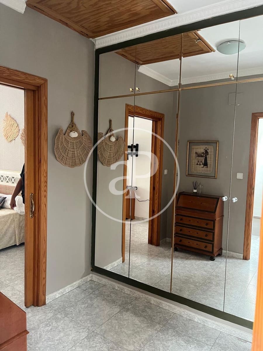 5 bedroom Villa for rent in Valencia city - € 3,500 (Ref: 9362682)