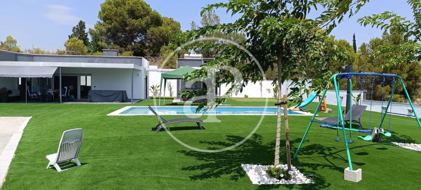 3 slaapkamer Villa te koop in Catadau met zwembad - € 398.000 (Ref: 9362683)