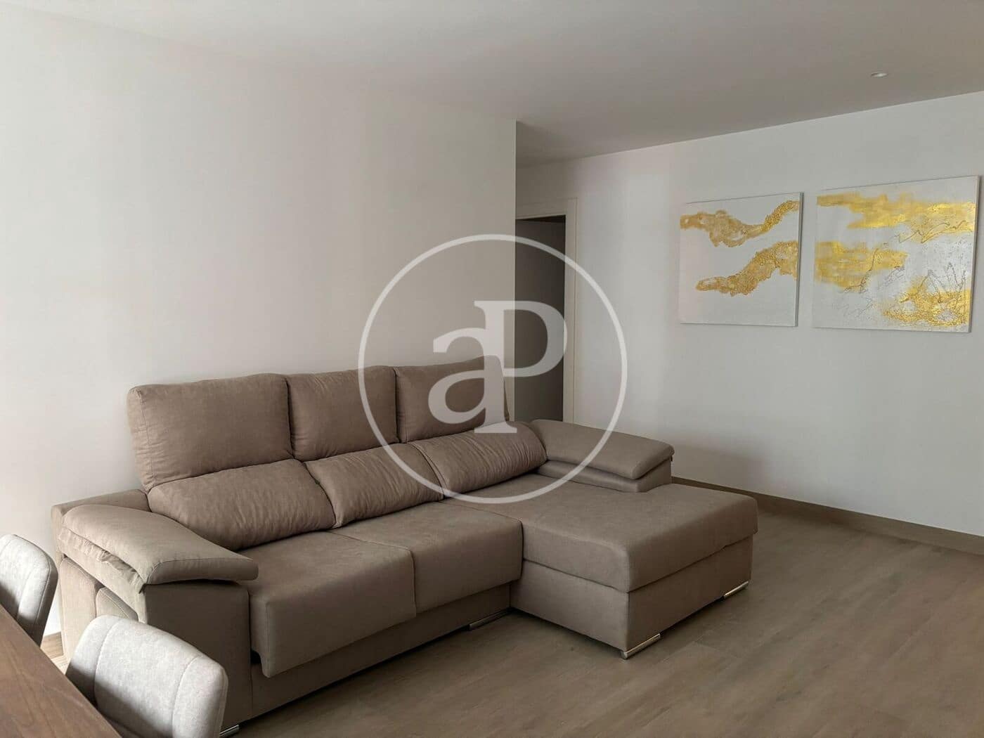 4 sypialnia Apartament do wynajęcia w Moncada - 1 300 € (Ref: 9362684)
