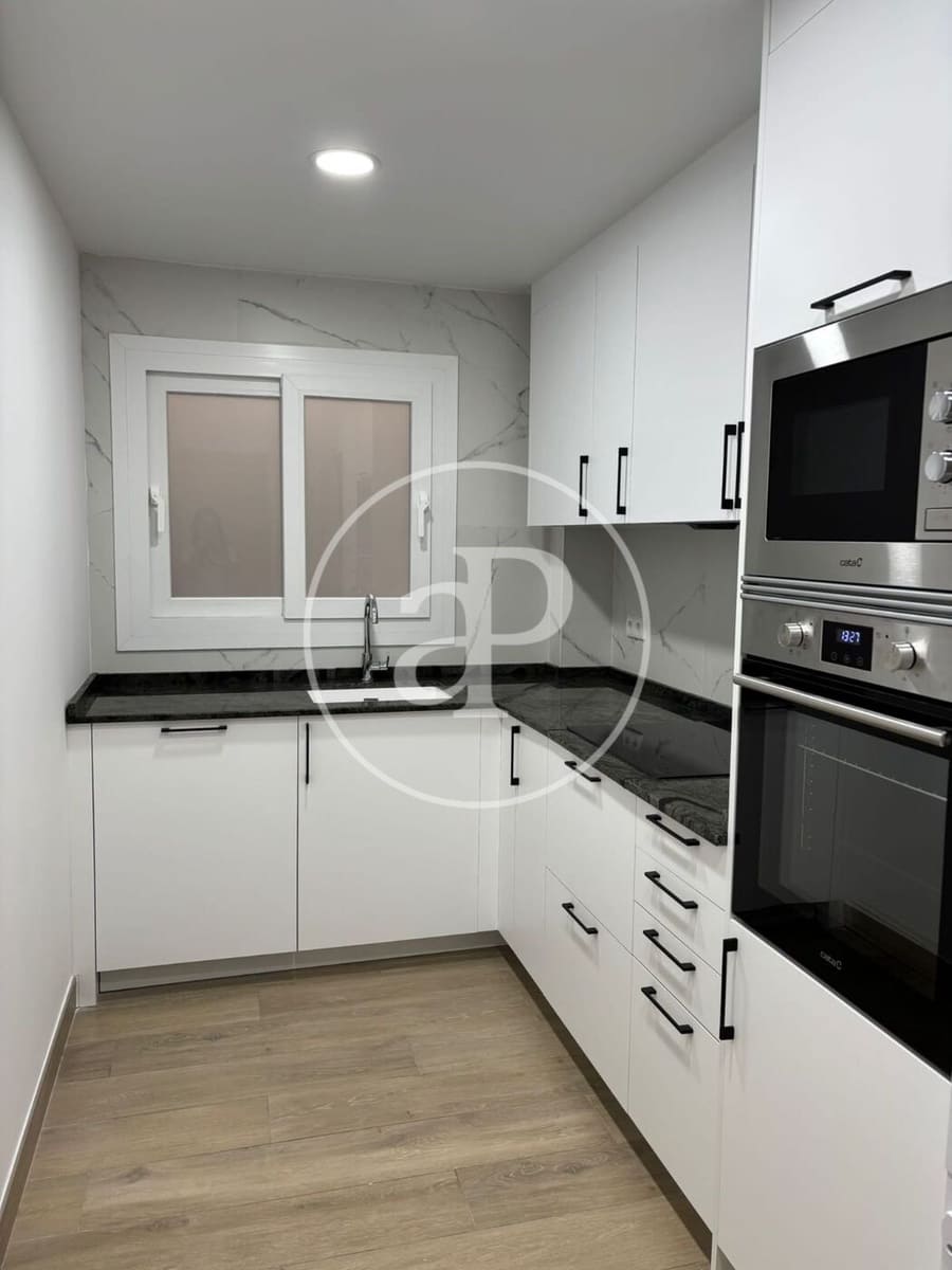 4 sypialnia Apartament do wynajęcia w Moncada - 1 300 € (Ref: 9362684)