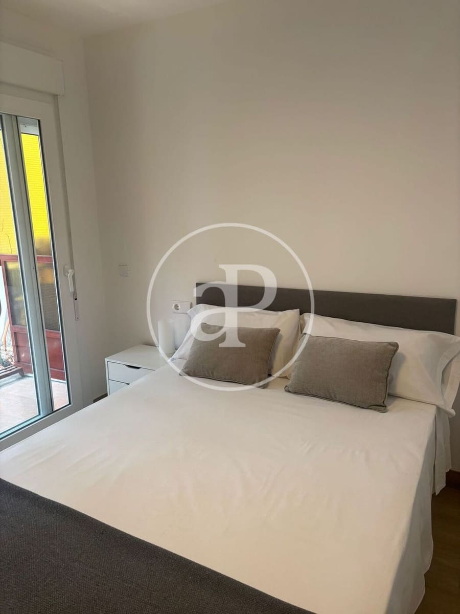 4 sypialnia Apartament do wynajęcia w Moncada - 1 300 € (Ref: 9362684)