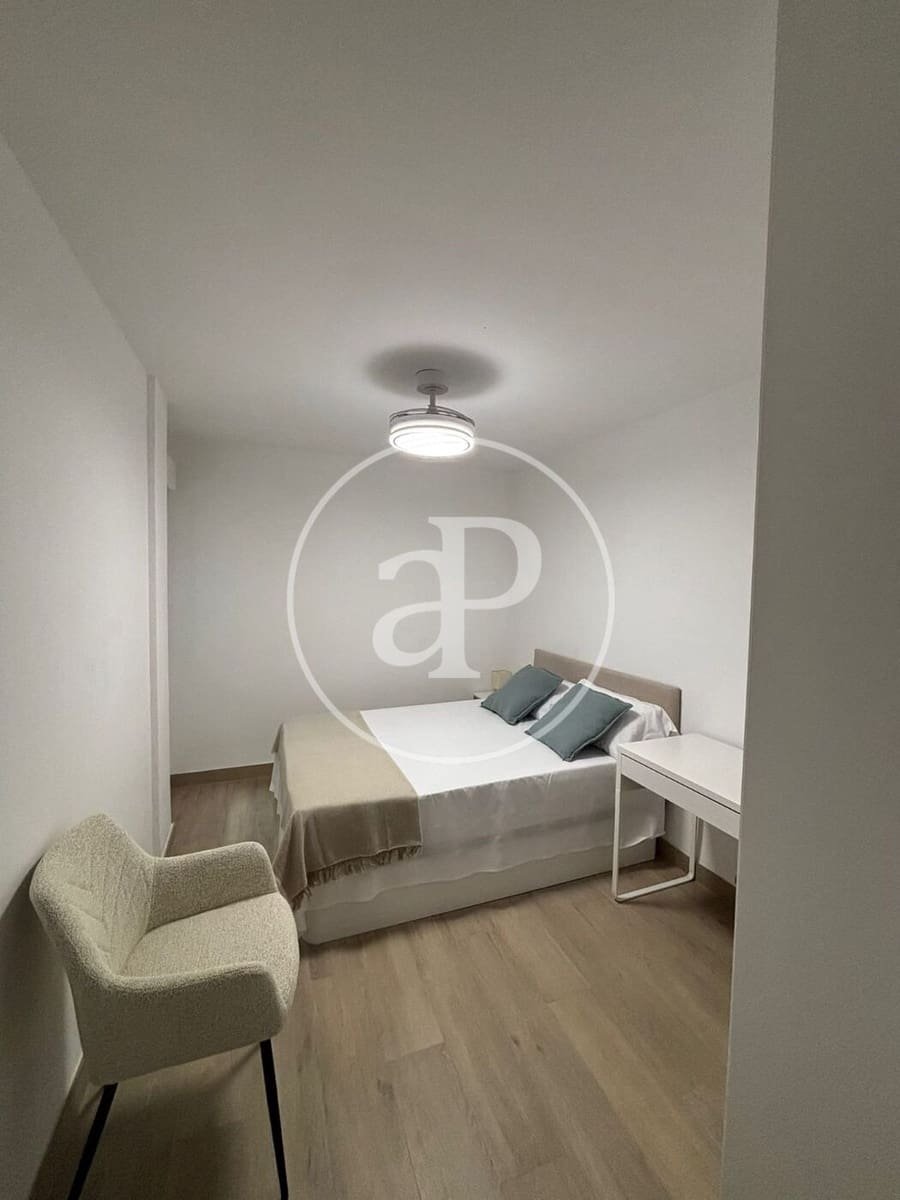 4 sypialnia Apartament do wynajęcia w Moncada - 1 300 € (Ref: 9362684)