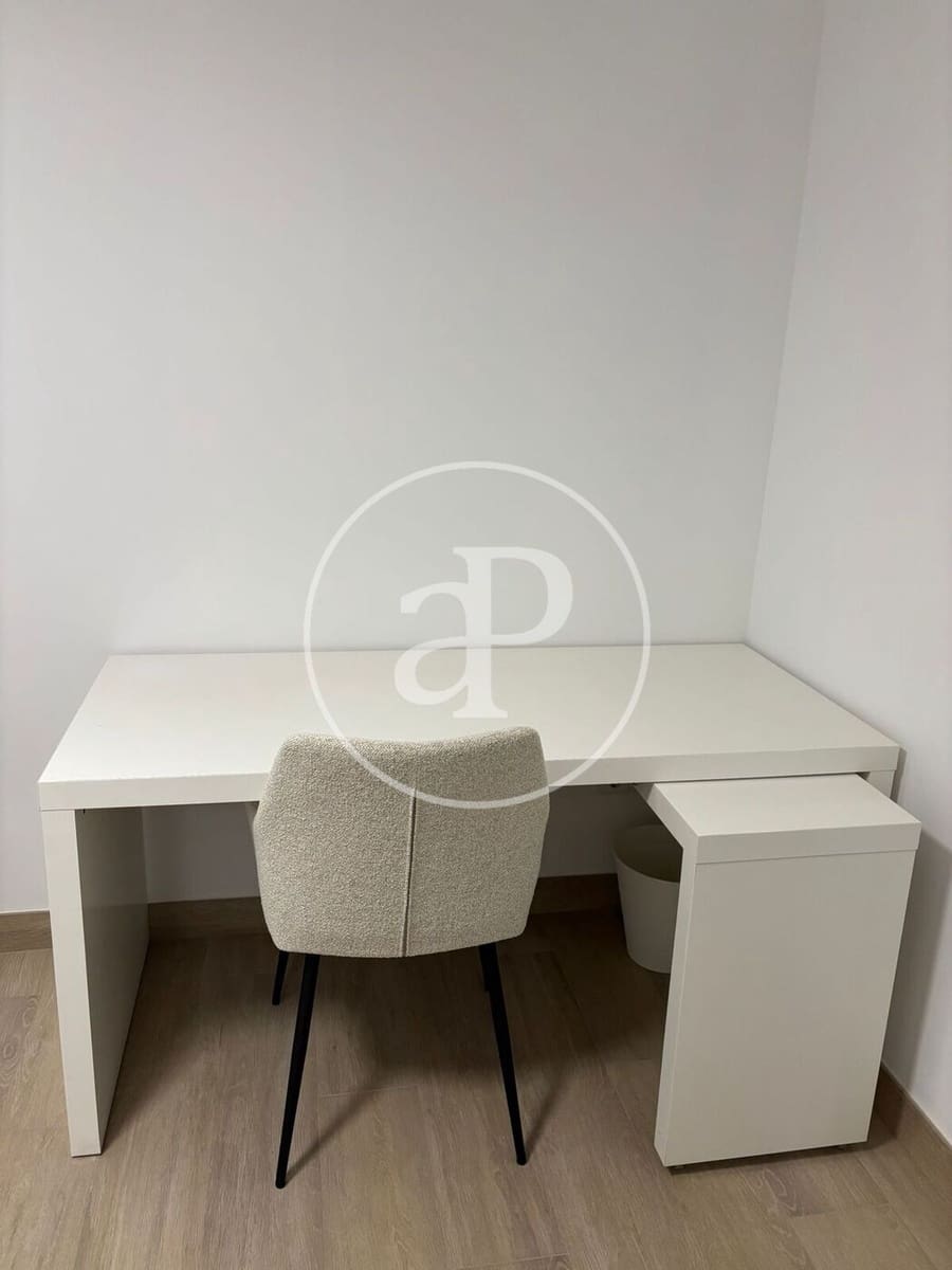 4 sypialnia Apartament do wynajęcia w Moncada - 1 300 € (Ref: 9362684)