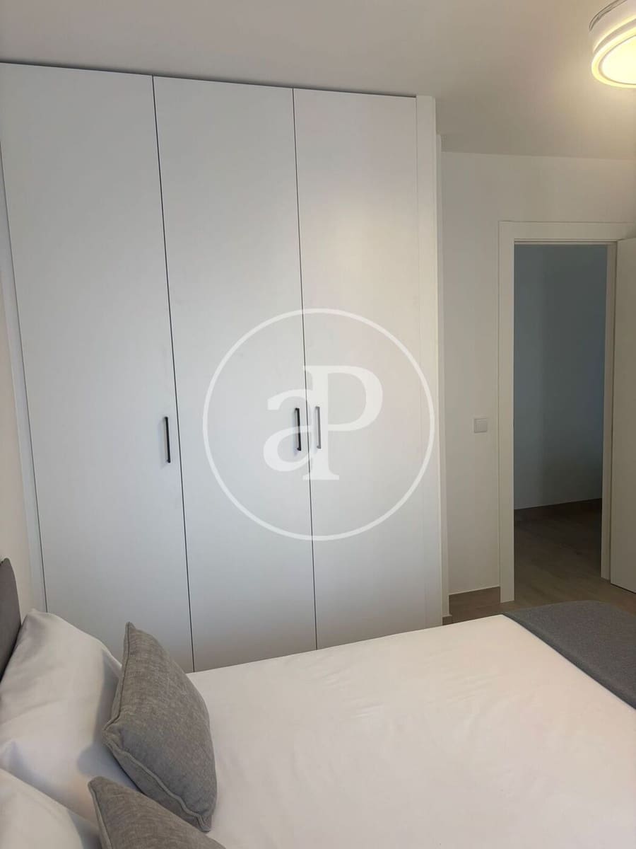 4 sypialnia Apartament do wynajęcia w Moncada - 1 300 € (Ref: 9362684)