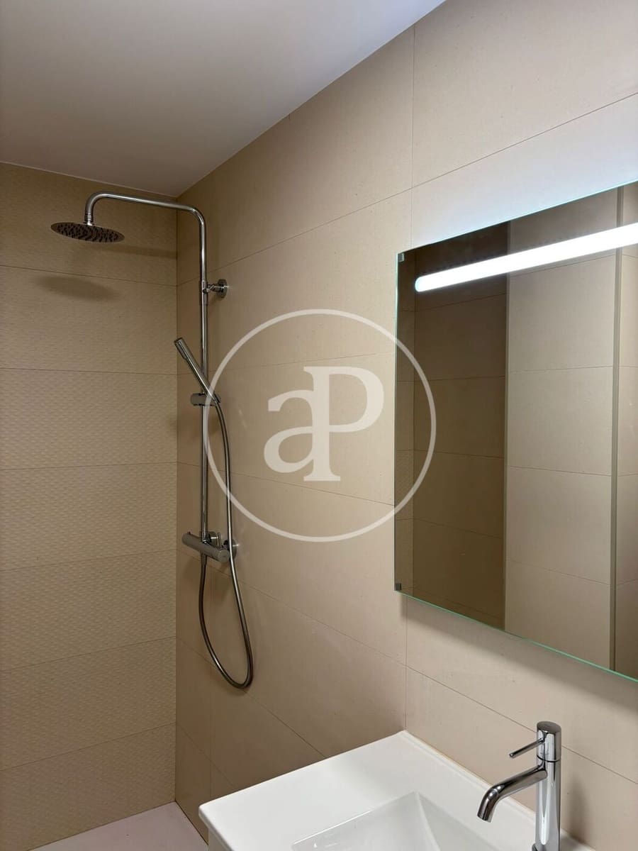 4 sypialnia Apartament do wynajęcia w Moncada - 1 300 € (Ref: 9362684)