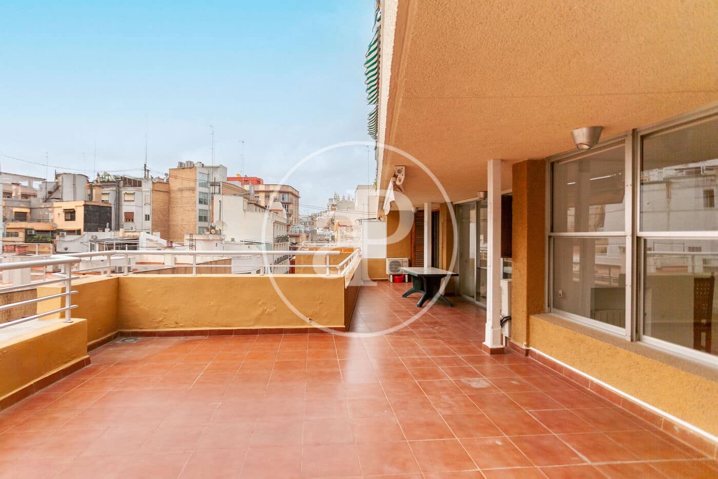 4 makuuhuone Huoneisto vuokrattavana paikassa Valencia kaupunki - 2 500 € (Ref: 9362691)