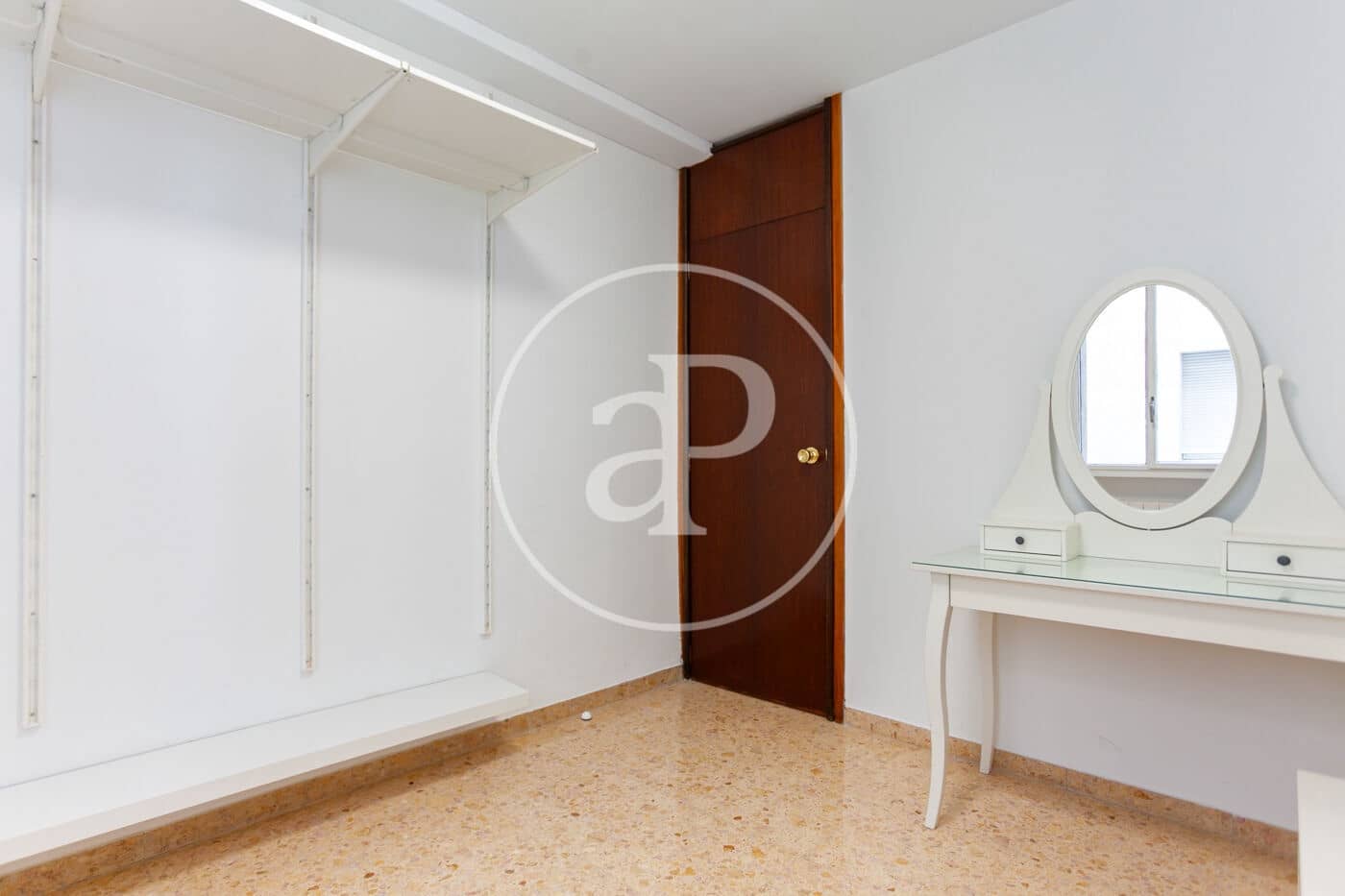 4 makuuhuone Huoneisto vuokrattavana paikassa Valencia kaupunki - 2 500 € (Ref: 9362691)