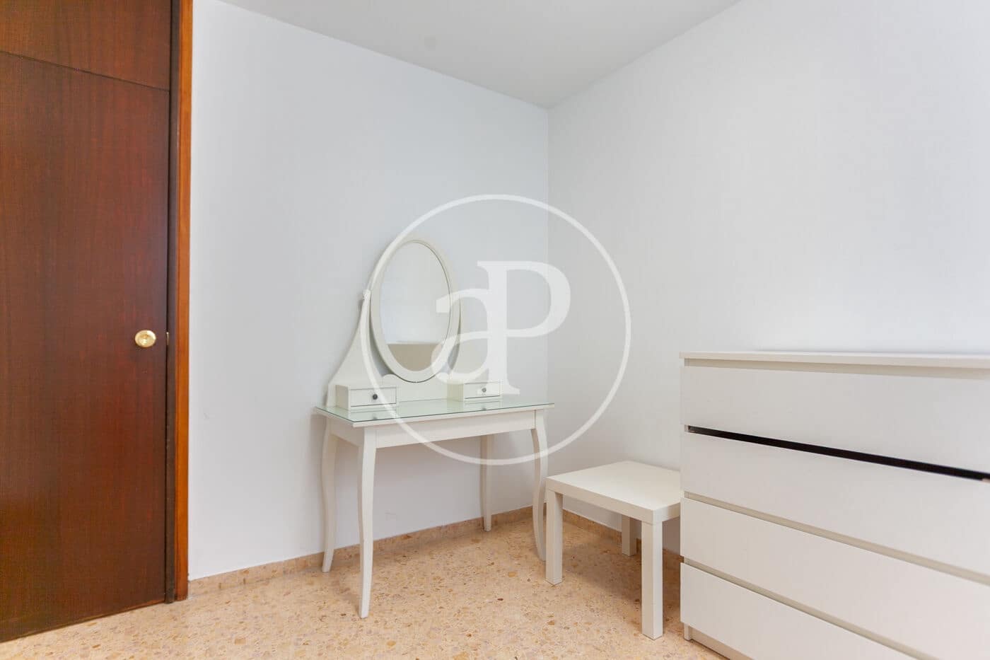 4 makuuhuone Huoneisto vuokrattavana paikassa Valencia kaupunki - 2 500 € (Ref: 9362691)