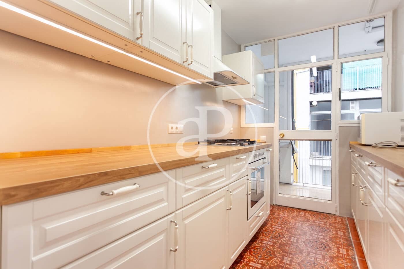 4 makuuhuone Huoneisto vuokrattavana paikassa Valencia kaupunki - 2 500 € (Ref: 9362691)