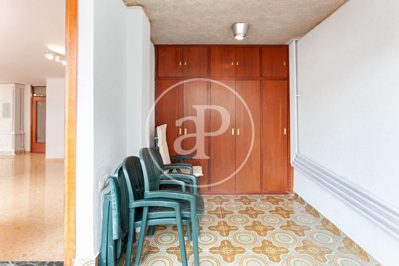 4 makuuhuone Huoneisto vuokrattavana paikassa Valencia kaupunki - 2 500 € (Ref: 9362691)