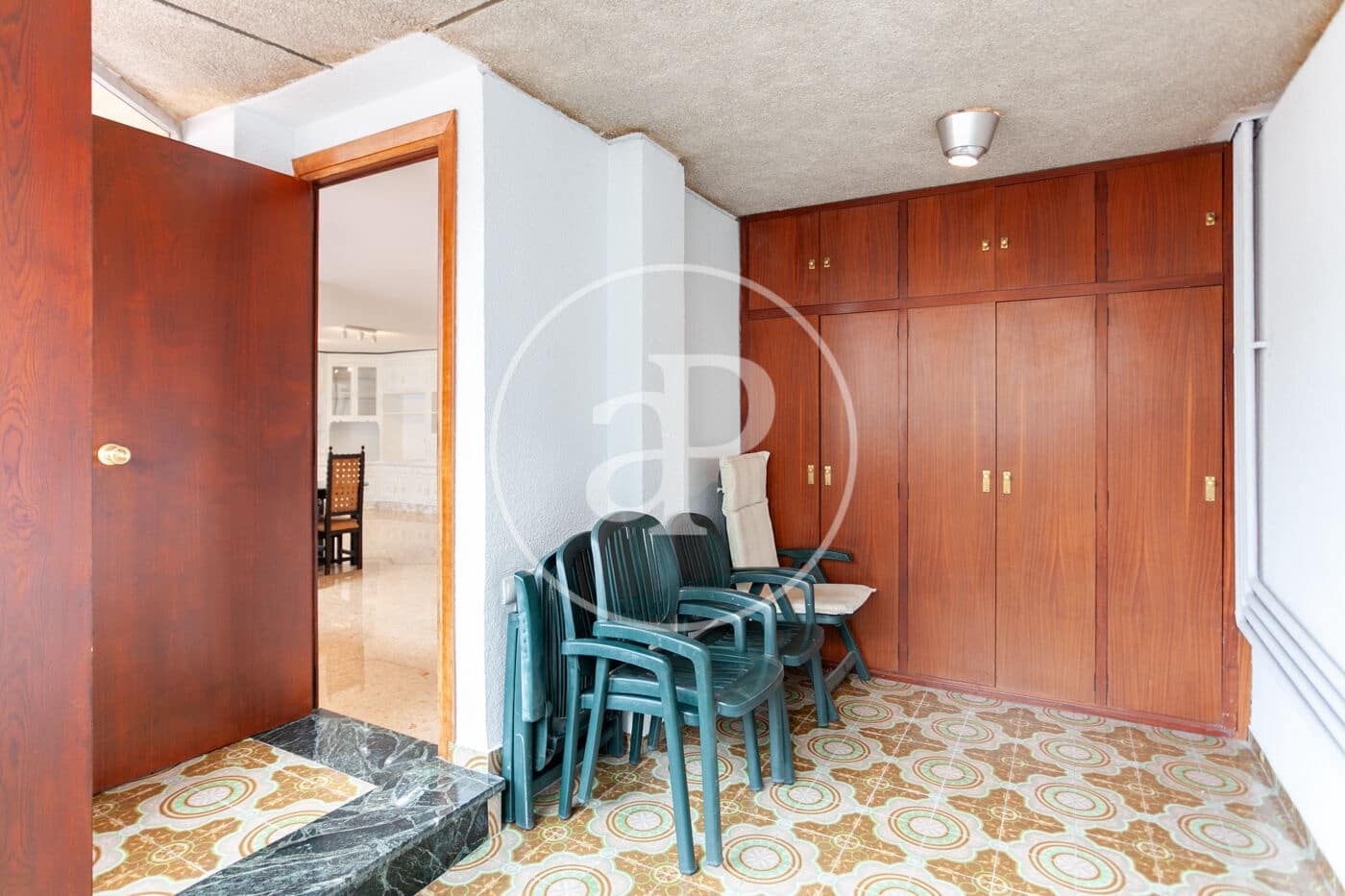 4 makuuhuone Huoneisto vuokrattavana paikassa Valencia kaupunki - 2 500 € (Ref: 9362691)