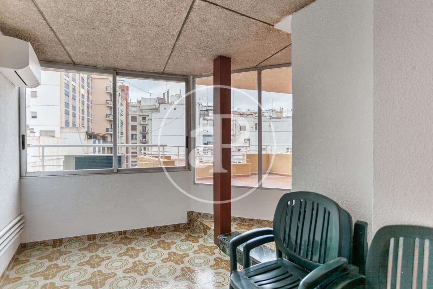 4 makuuhuone Huoneisto vuokrattavana paikassa Valencia kaupunki - 2 500 € (Ref: 9362691)