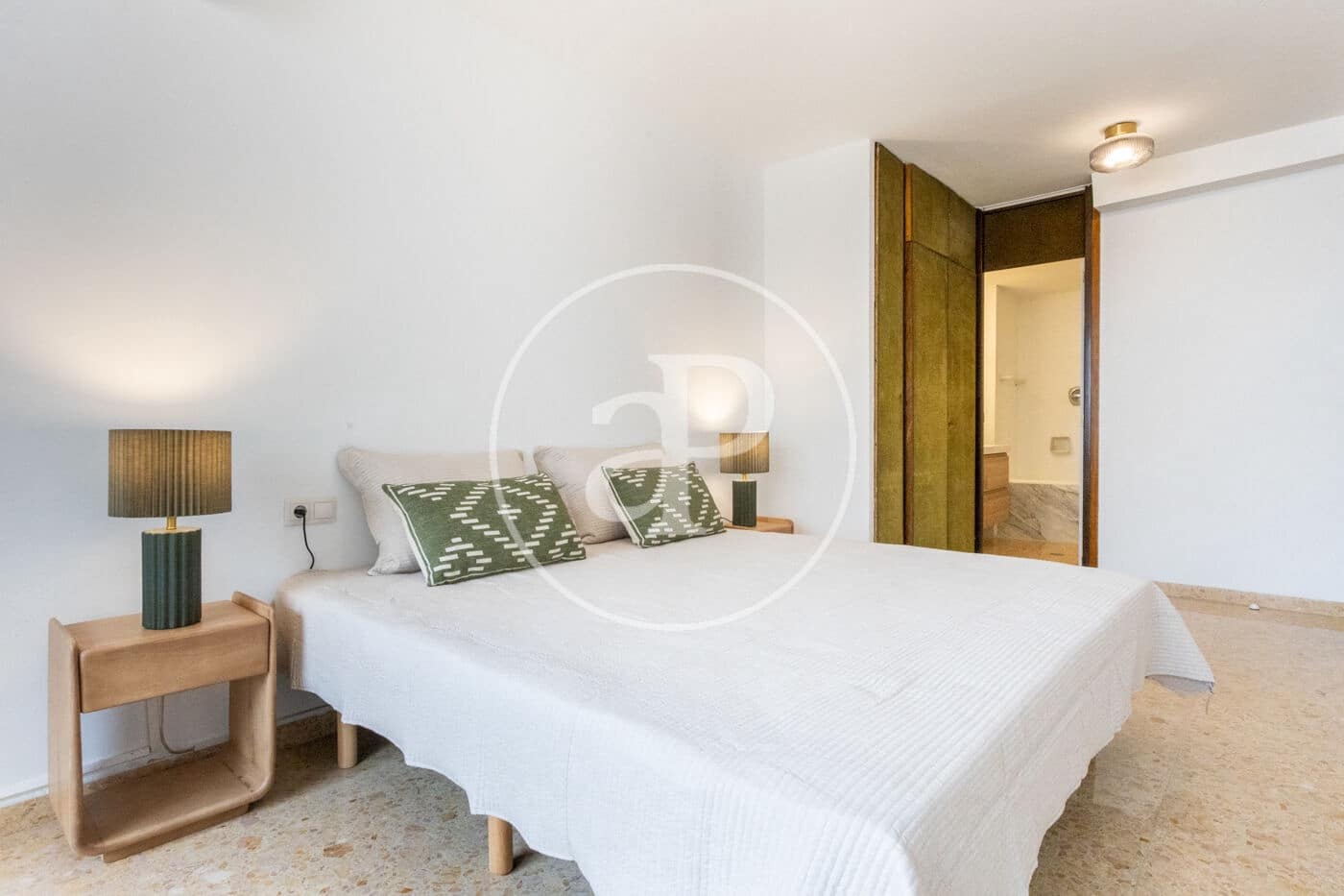 4 makuuhuone Huoneisto vuokrattavana paikassa Valencia kaupunki - 2 700 € (Ref: 9362691)