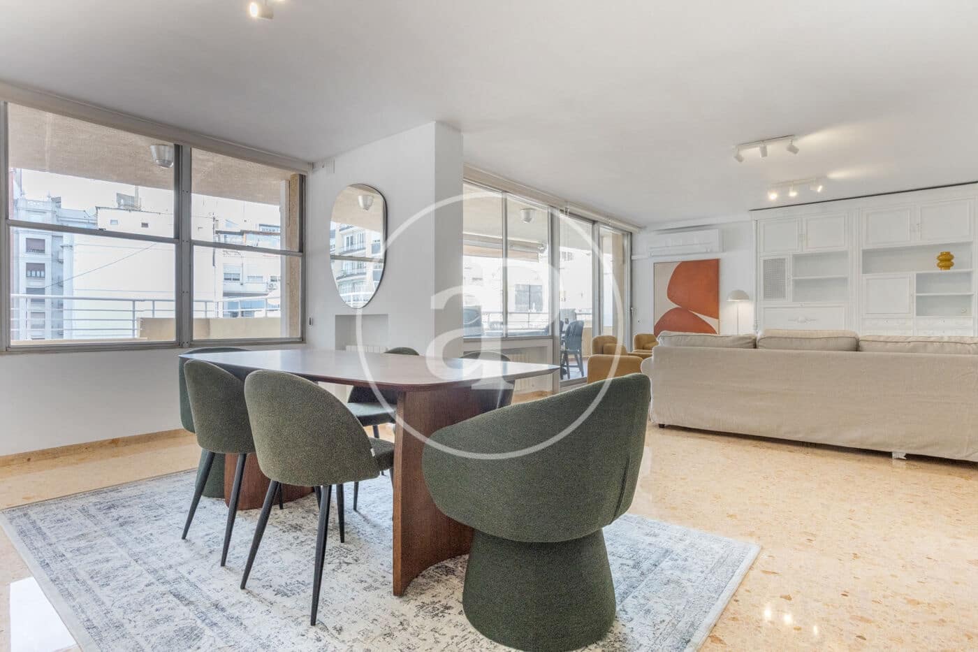 4 makuuhuone Huoneisto vuokrattavana paikassa Valencia kaupunki - 2 700 € (Ref: 9362691)