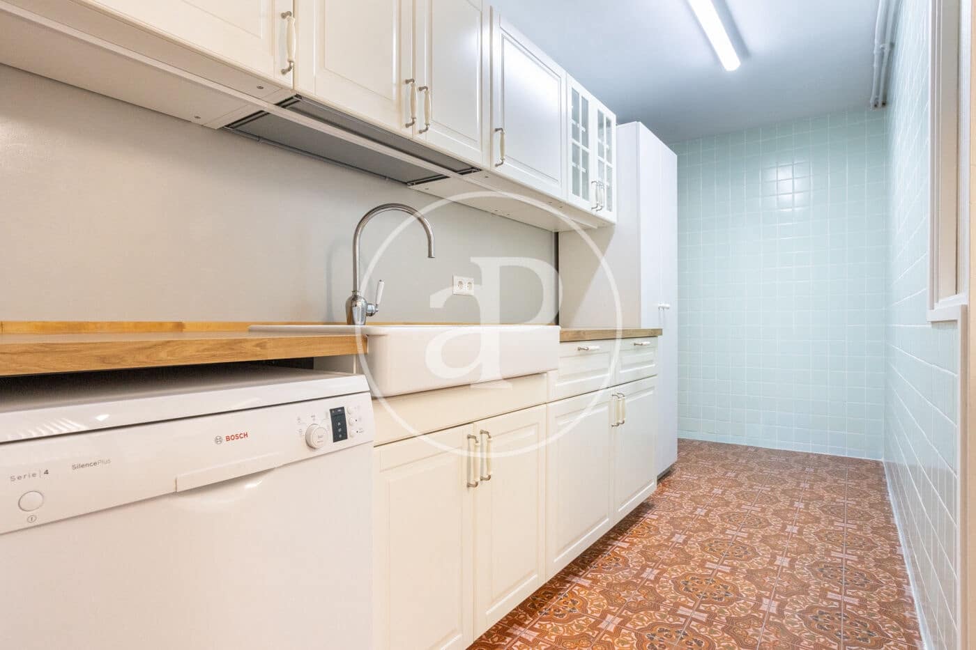 4 makuuhuone Huoneisto vuokrattavana paikassa Valencia kaupunki - 2 700 € (Ref: 9362691)