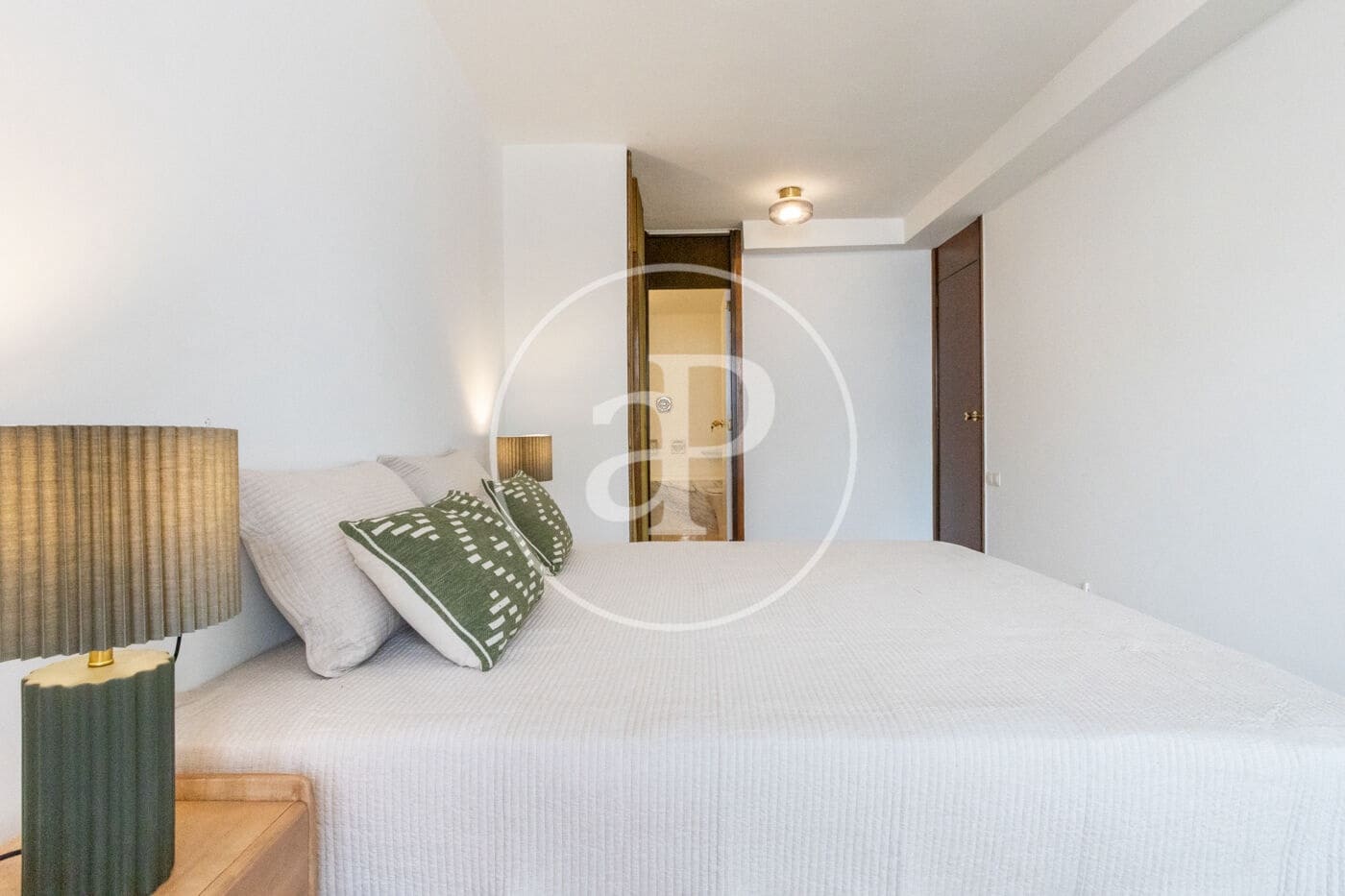 4 makuuhuone Huoneisto vuokrattavana paikassa Valencia kaupunki - 2 700 € (Ref: 9362691)