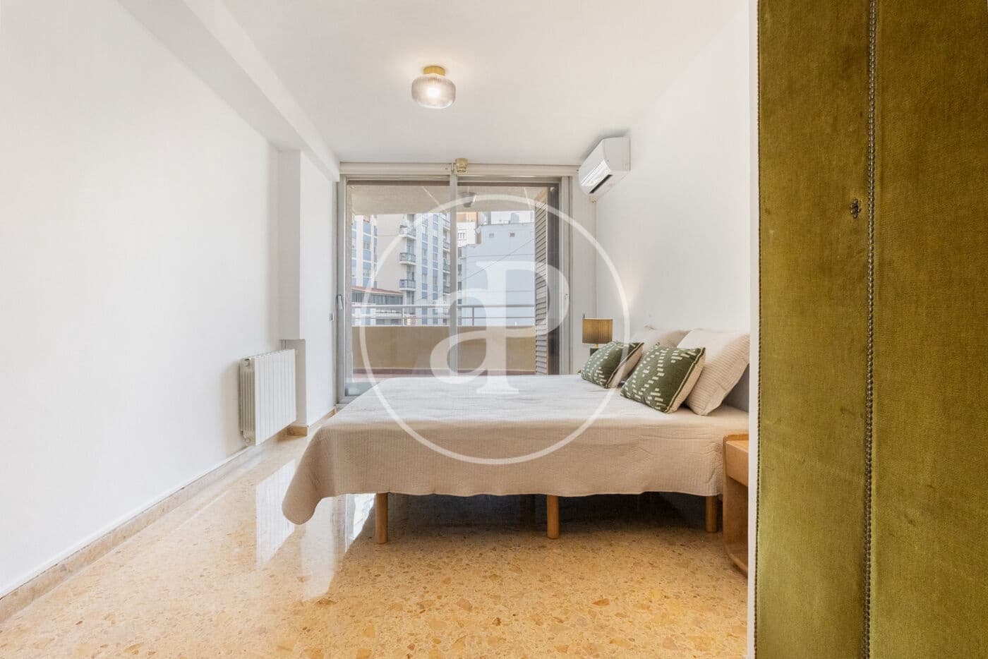 4 makuuhuone Huoneisto vuokrattavana paikassa Valencia kaupunki - 2 700 € (Ref: 9362691)