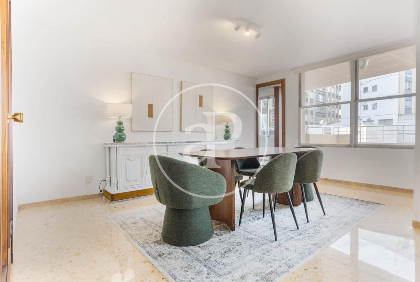 4 makuuhuone Huoneisto vuokrattavana paikassa Valencia kaupunki - 2 700 € (Ref: 9362691)