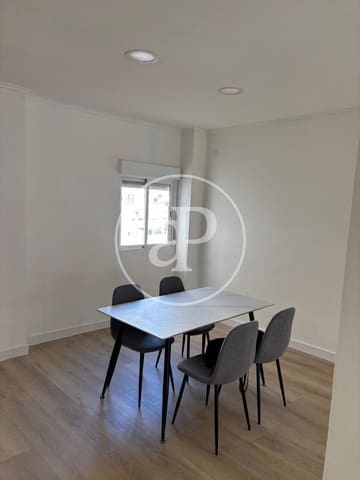 4 bedroom Apartment for rent in La Creu del Grau, Valencia city - € 1,500 (Ref: 9367635)