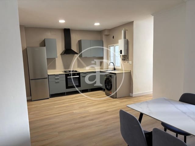 4 bedroom Apartment for rent in La Creu del Grau, Valencia city - € 1,500 (Ref: 9367635)