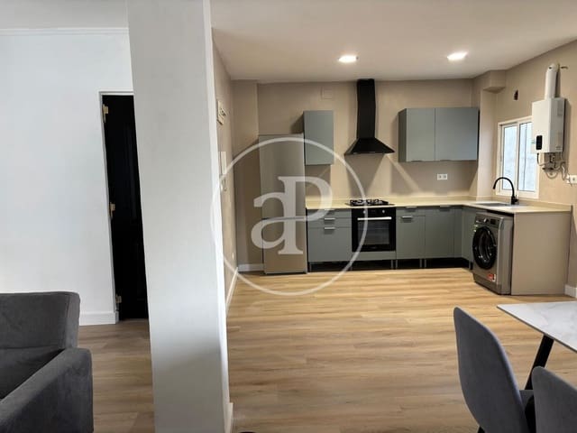 4 bedroom Apartment for rent in La Creu del Grau, Valencia city - € 1,500 (Ref: 9367635)