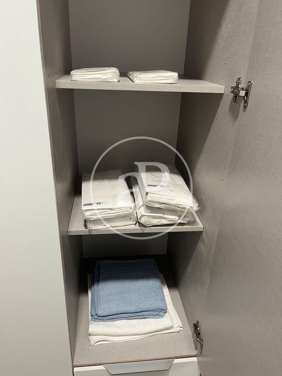 4 bedroom Apartment for rent in Valencia city - € 1,550 (Ref: 9367635)