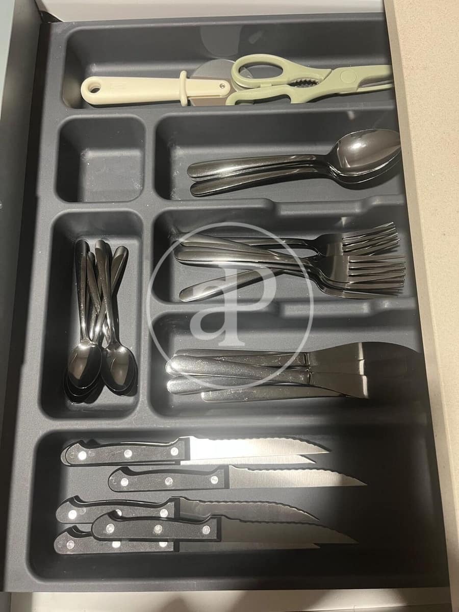 4 bedroom Apartment for rent in Valencia city - € 1,550 (Ref: 9367635)