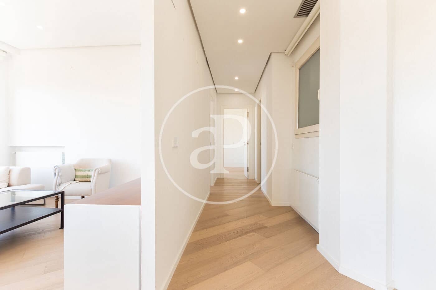 2 sypialnia Apartament do wynajęcia w Miasto Walencja - 2 500 € (Ref: 9367637)