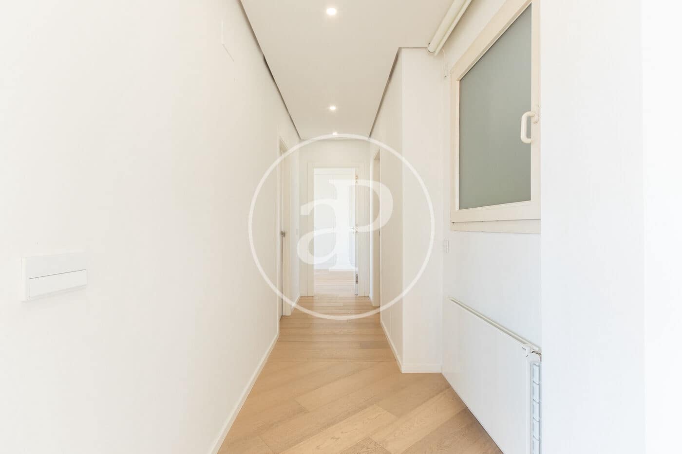 2 sypialnia Apartament do wynajęcia w Miasto Walencja - 2 500 € (Ref: 9367637)