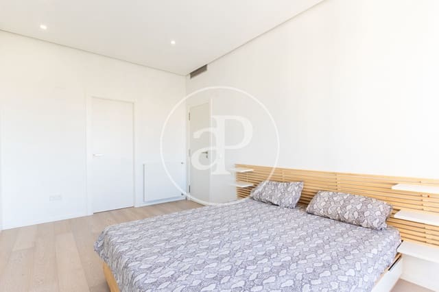 Appartement de 2 chambres à louer à Sant Francesc, Valence ville - 2 500 € (Ref: 9367637)