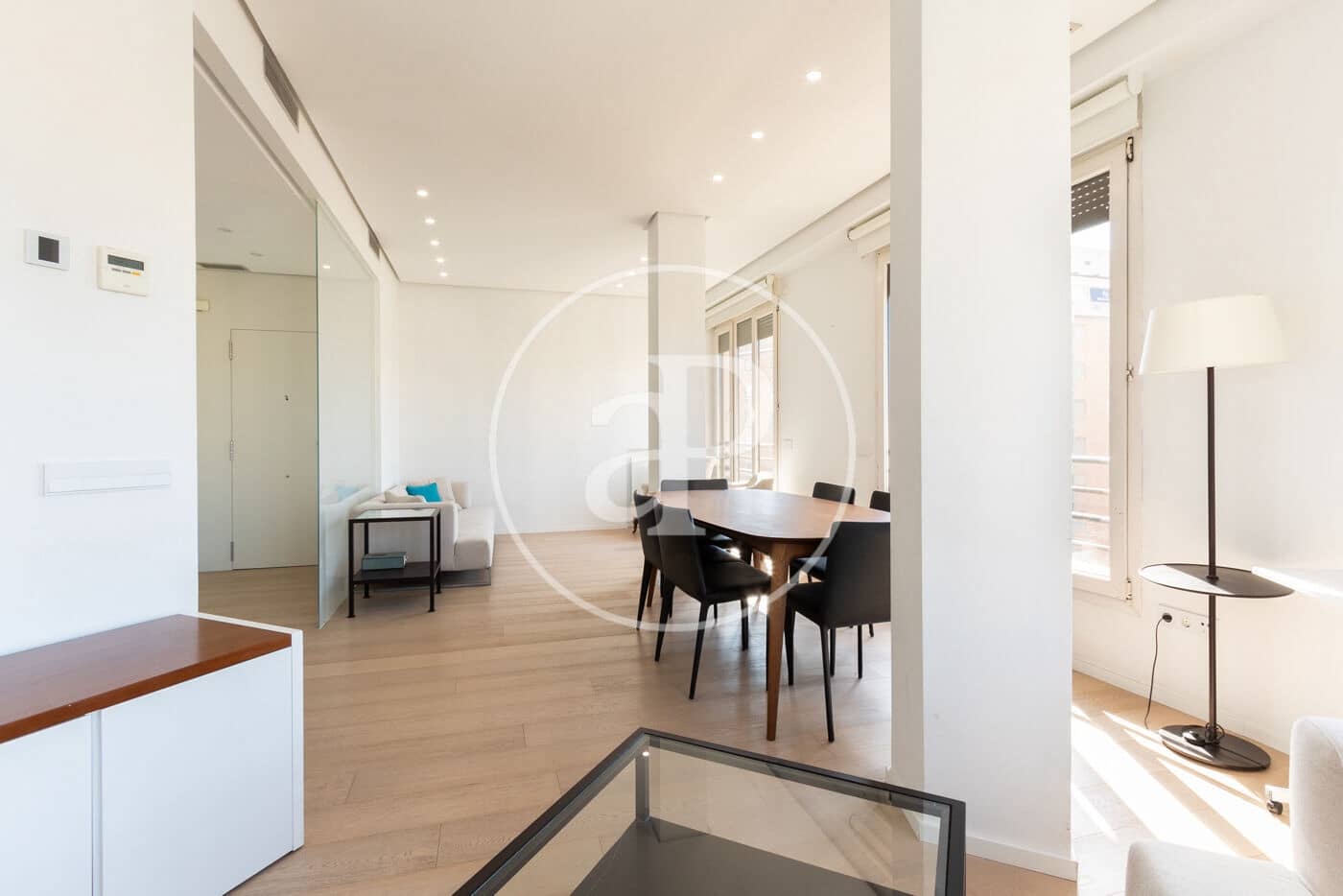 2 sypialnia Apartament do wynajęcia w Miasto Walencja - 2 500 € (Ref: 9367637)