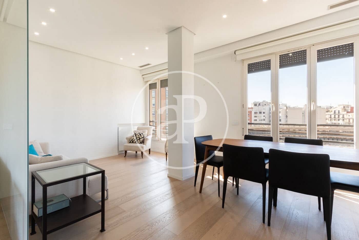 2 sypialnia Apartament do wynajęcia w Miasto Walencja - 2 500 € (Ref: 9367637)