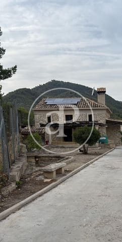 2 soveværelse Villa til salg i Alcoy / Alcoi med swimmingpool - € 220.000 (Ref: 9367638)