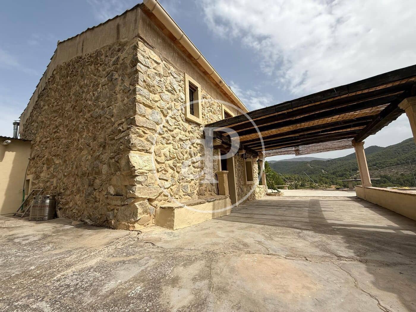 2 soveværelse Villa til salg i Alcoy / Alcoi med swimmingpool - € 220.000 (Ref: 9367638)