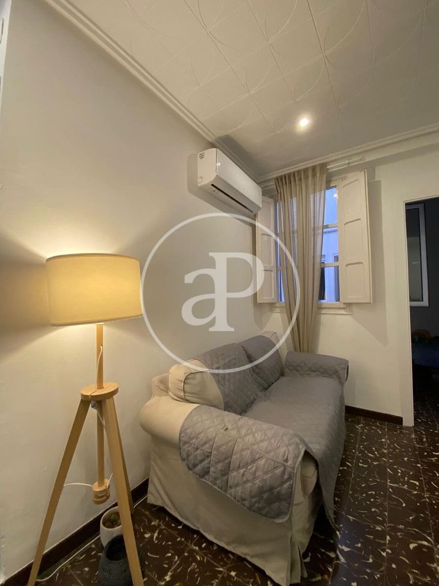 4 sypialnia Apartament na sprzedaż w Miasto Walencja - 240 000 € (Ref: 9372038)