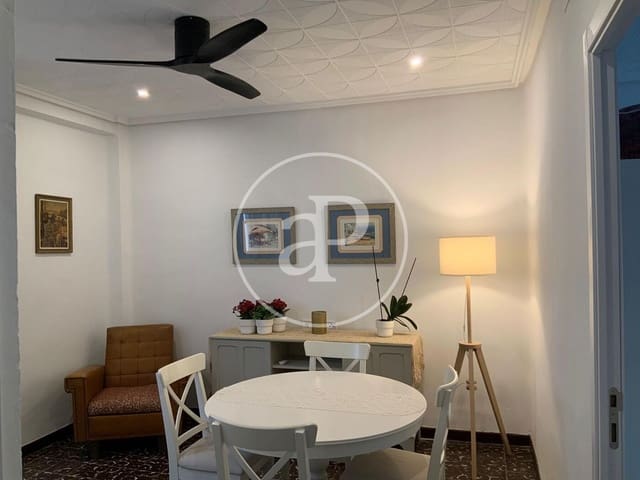 4 soveværelse Lejlighed til salg i Cabanyal-Canyamelar, Valencia by - € 240.000 (Ref: 9372038)